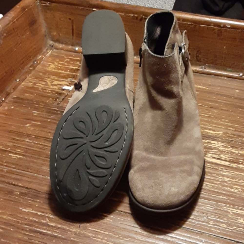 Born booties